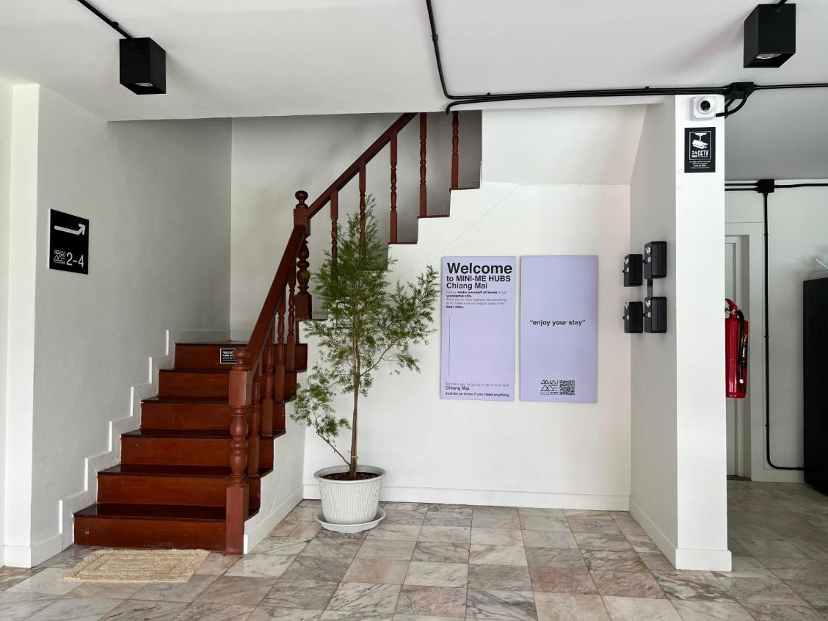 צ'יאנג מאי Mini-Me Hubs, Charm Suites & Pool In Old City מראה חיצוני תמונה
