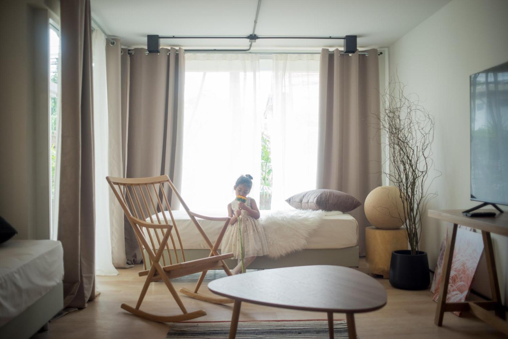 צ'יאנג מאי Mini-Me Hubs, Charm Suites & Pool In Old City מראה חיצוני תמונה